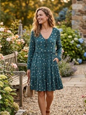 Dress Up | Forrest Green Floral Long Sleeve Empire Waist Dress | Sz L